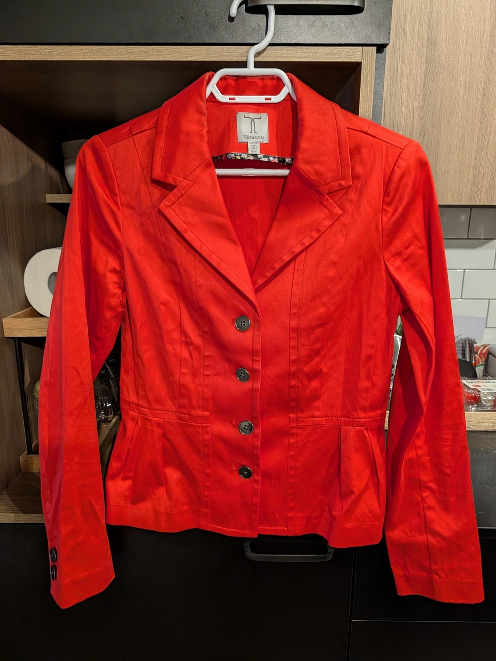 Tristan Women’s Bright Red Tailored Button Blazer